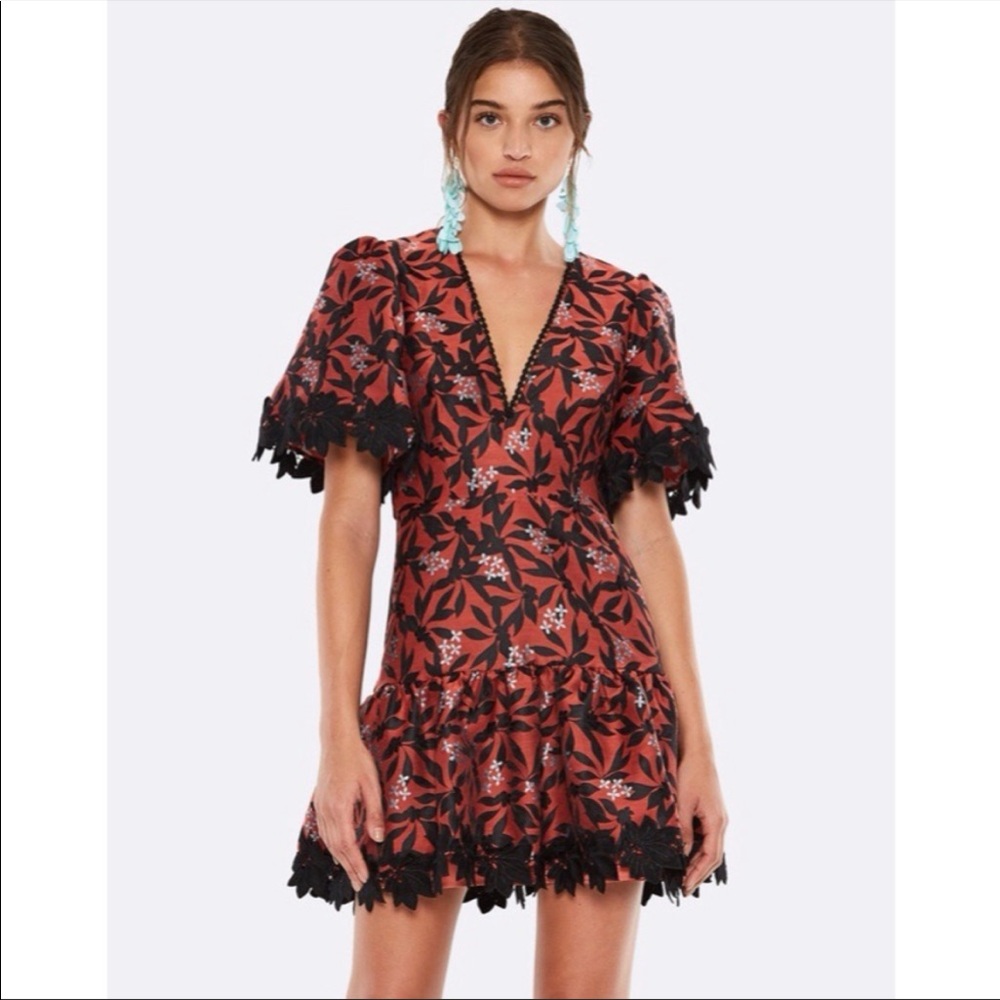 La Maison TALULAH red floral lace bullets NWT dress XS (fits more like a small)